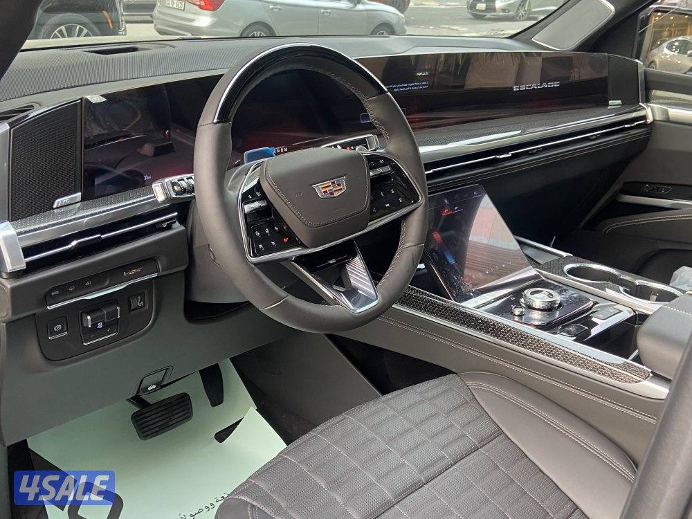 اسكاليد V موديل 2025_اصفااار_وارد الغانم كفاله وسيرفس بالوكاله5