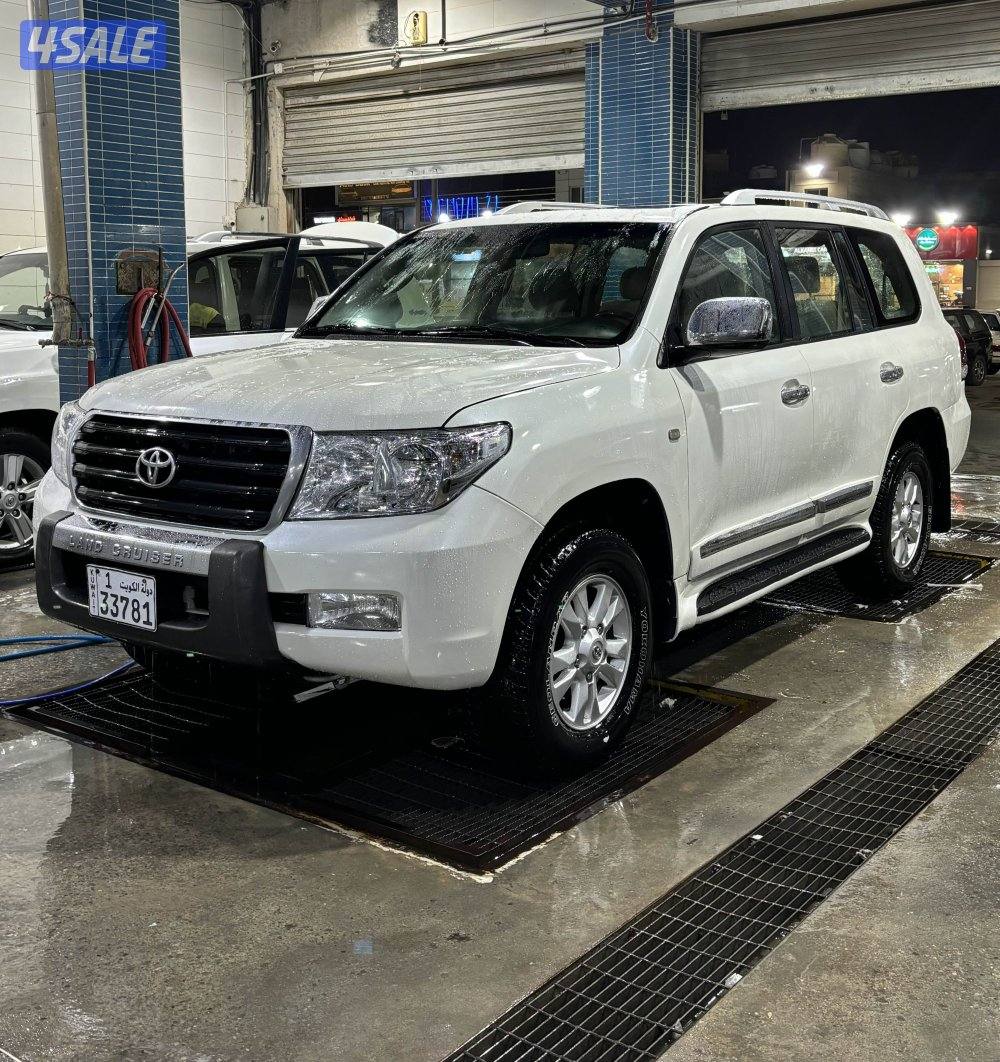 لاندكروزر 8 سلندر وارد الساير0