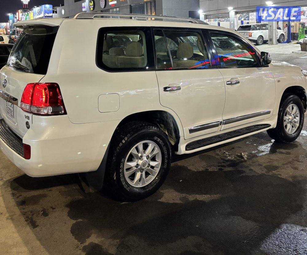 لاندكروزر 8 سلندر وارد الساير3