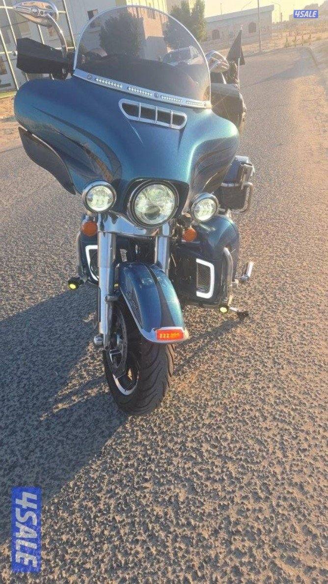 هارلي ديفيدسون الترا8