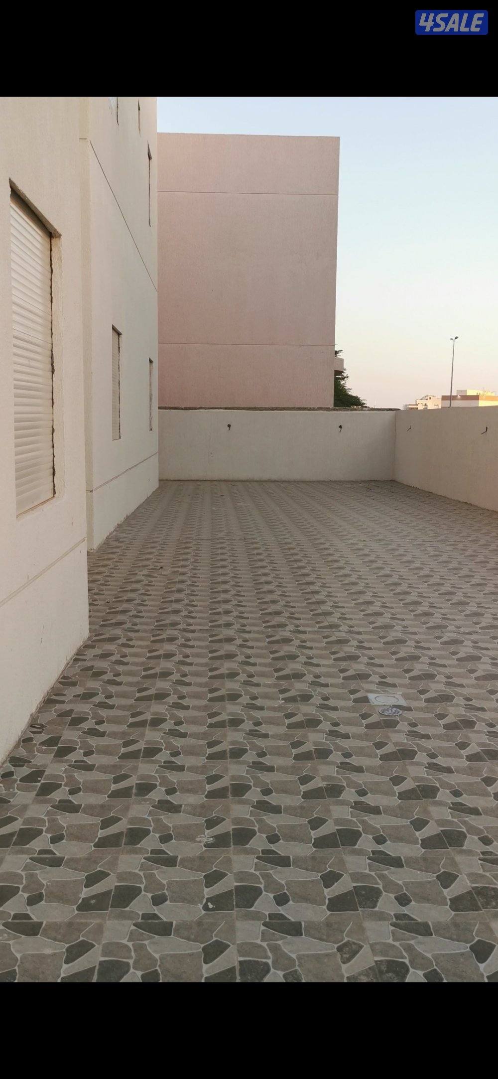 للإيجار في صباح الأحمد السكنيه فيلا جديده لم تسكن0