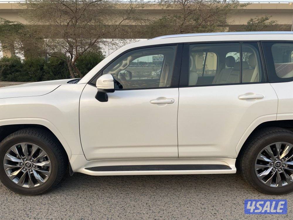 للبيع لاند كروز مديل ٢٠٢٢  بحاله الوكاله  كامل الموصفات ماعدا التيربو0