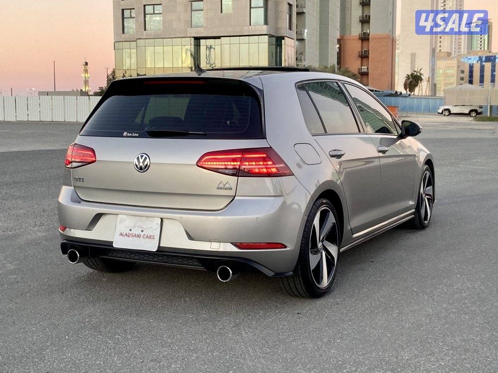 جولف GTI موديل 2018 عداد /58 الف سيرفس منتظم بالوكاله1