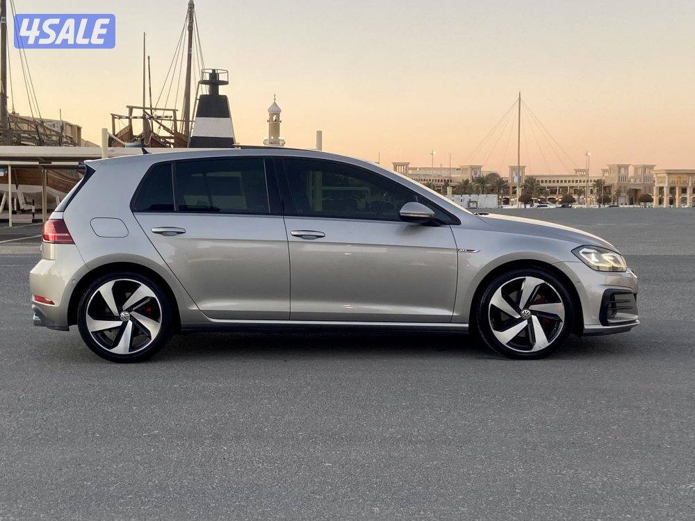 جولف GTI موديل 2018 عداد /58 الف سيرفس منتظم بالوكاله11