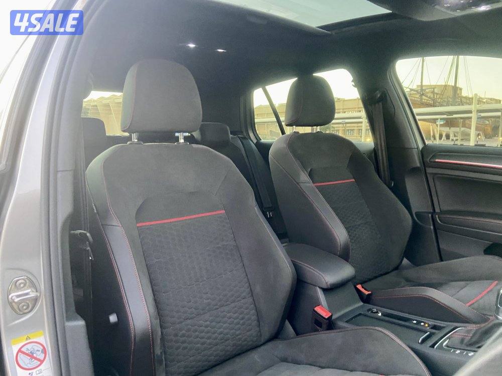 جولف GTI موديل 2018 عداد /58 الف سيرفس منتظم بالوكاله15