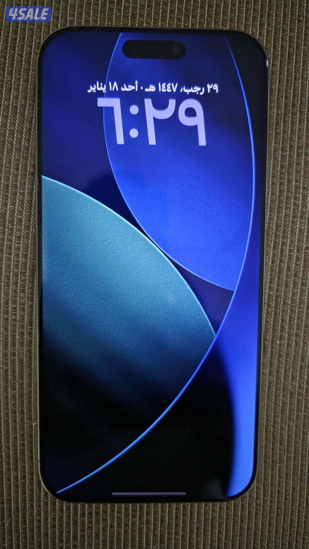 iphone16 pro max 512  تيتانيوم طبيعي0