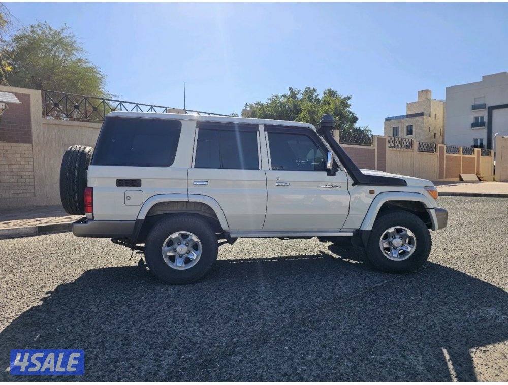 بيع نص موديل 2022 ممشى 1180001