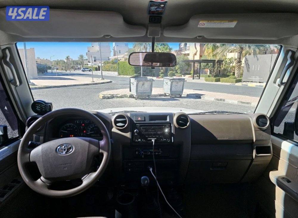 بيع نص موديل 2022 ممشى 11800011