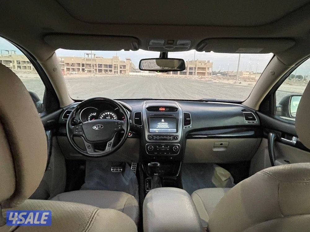 للبيع كيا سيرنتو20137