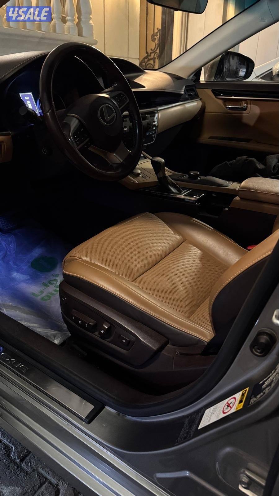 لكزس ES250 موديل 2017 عداد 120 الف كيلو فقط سيرفس منتظم شرط الفحص2