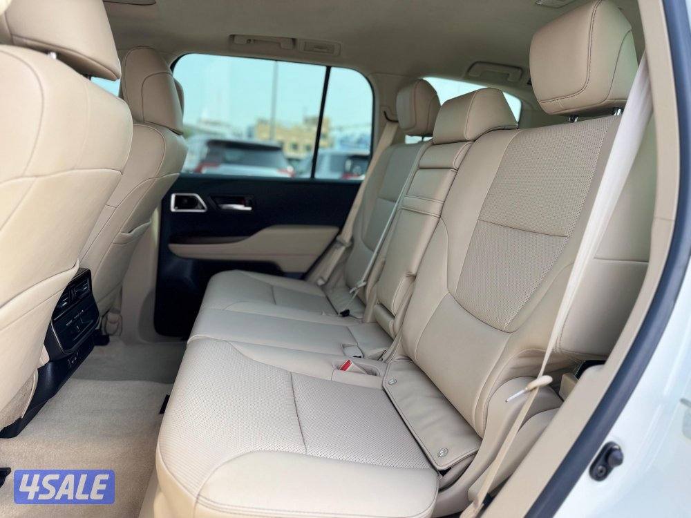 لاندكروزر ايرو اس تون تيربو 2023 الساير5