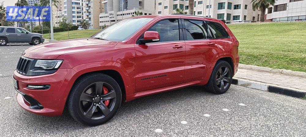 jeep SRT8 full options super clean personal daily used5