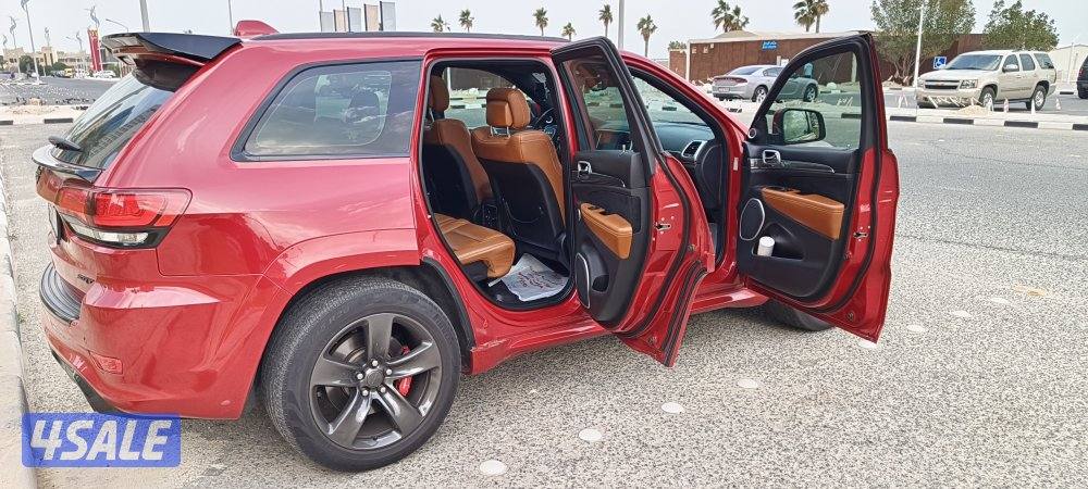 jeep SRT8 full options super clean personal daily used6