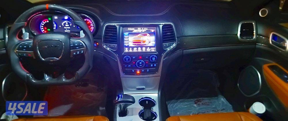 jeep SRT8 full options super clean personal daily used8