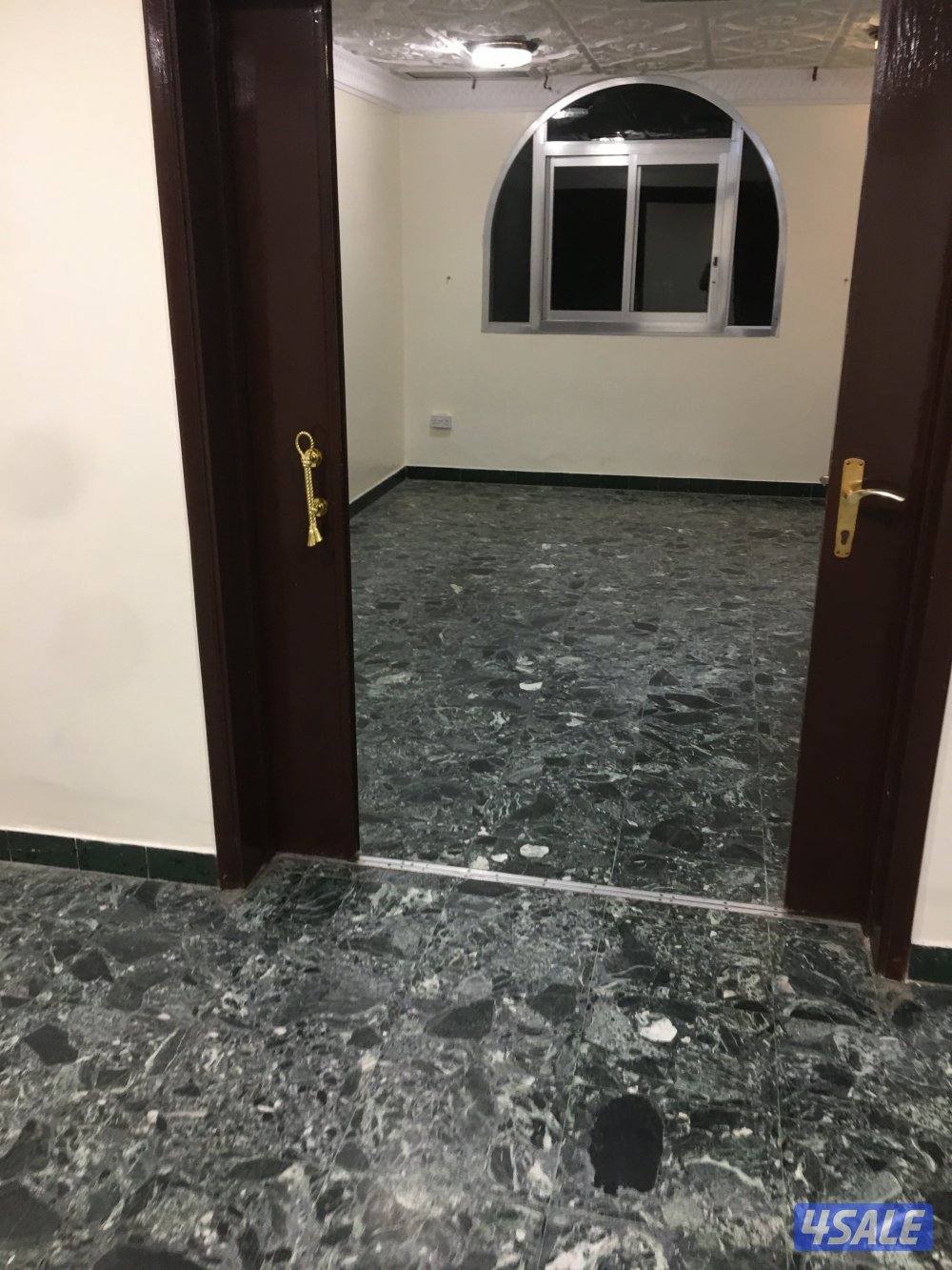 للايجار شقه في بيان قطعه 2 مساحه كبيره جدا6