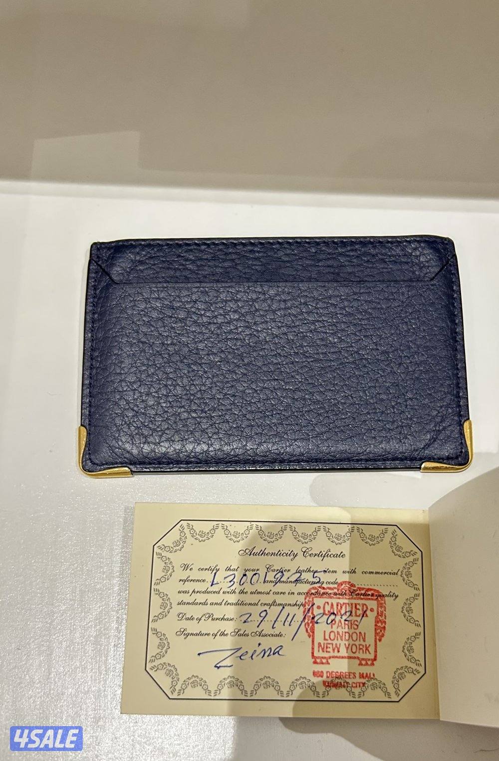 للبيع بوك كارتير اصلي من بوتيك ٣٦٠ مول1