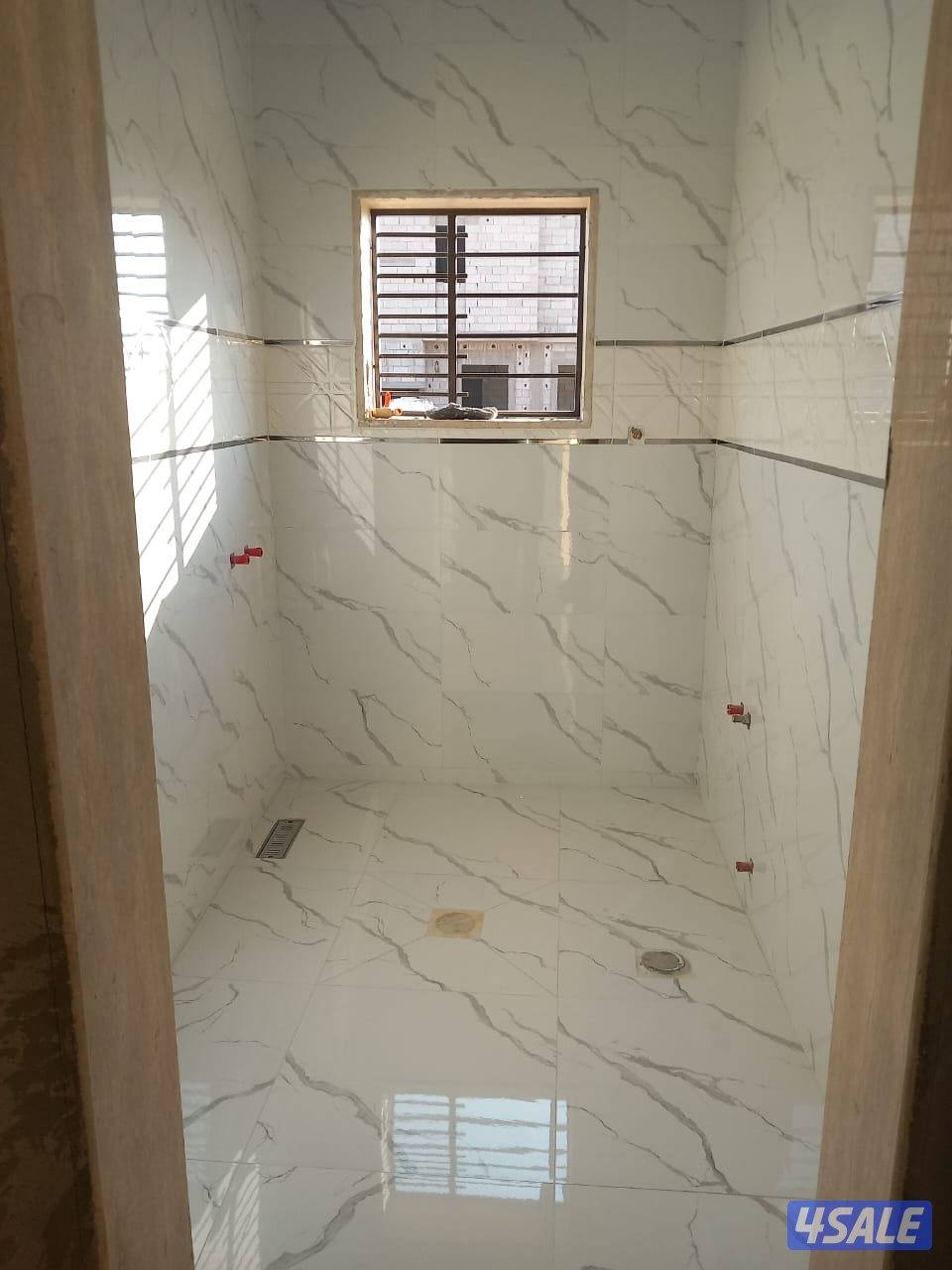 ابو حسين لتركيب السيراميك والرخام وجميع تمديدات الصحي7