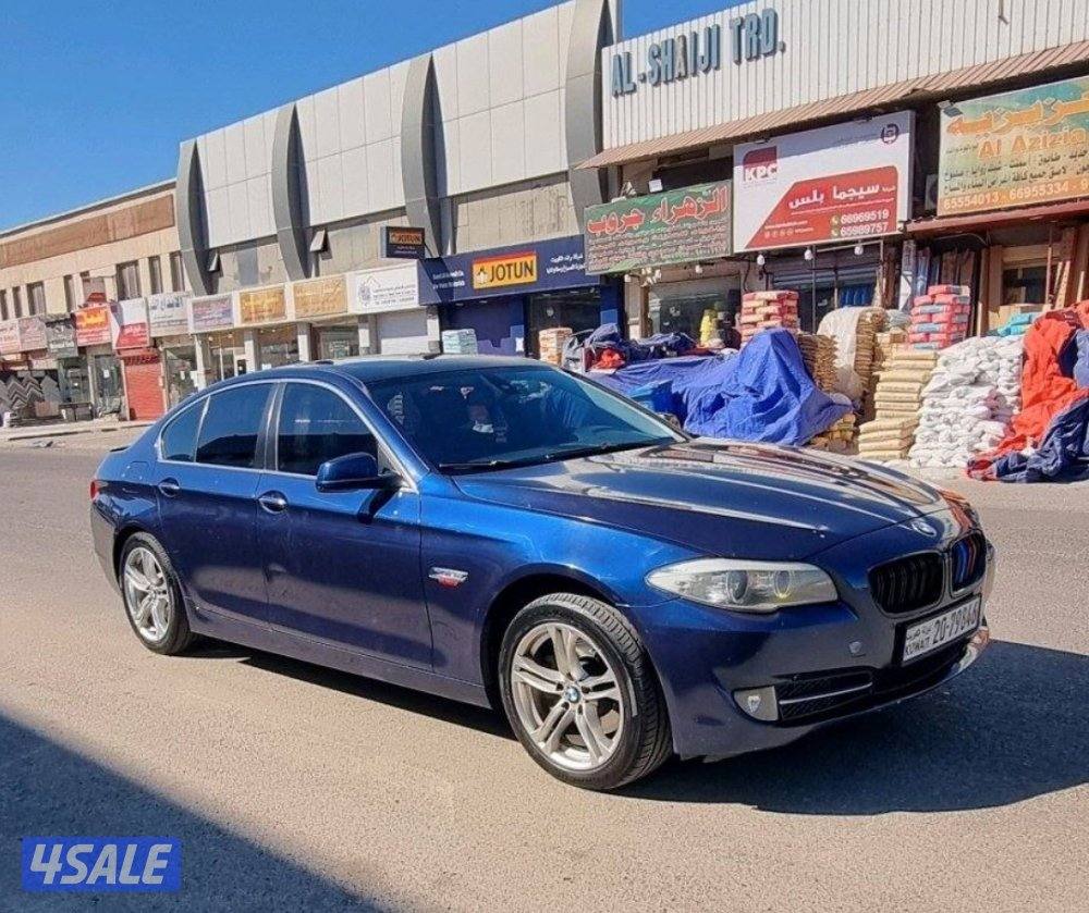 بی ام دبلیو 530i أزرق 6سلندر1
