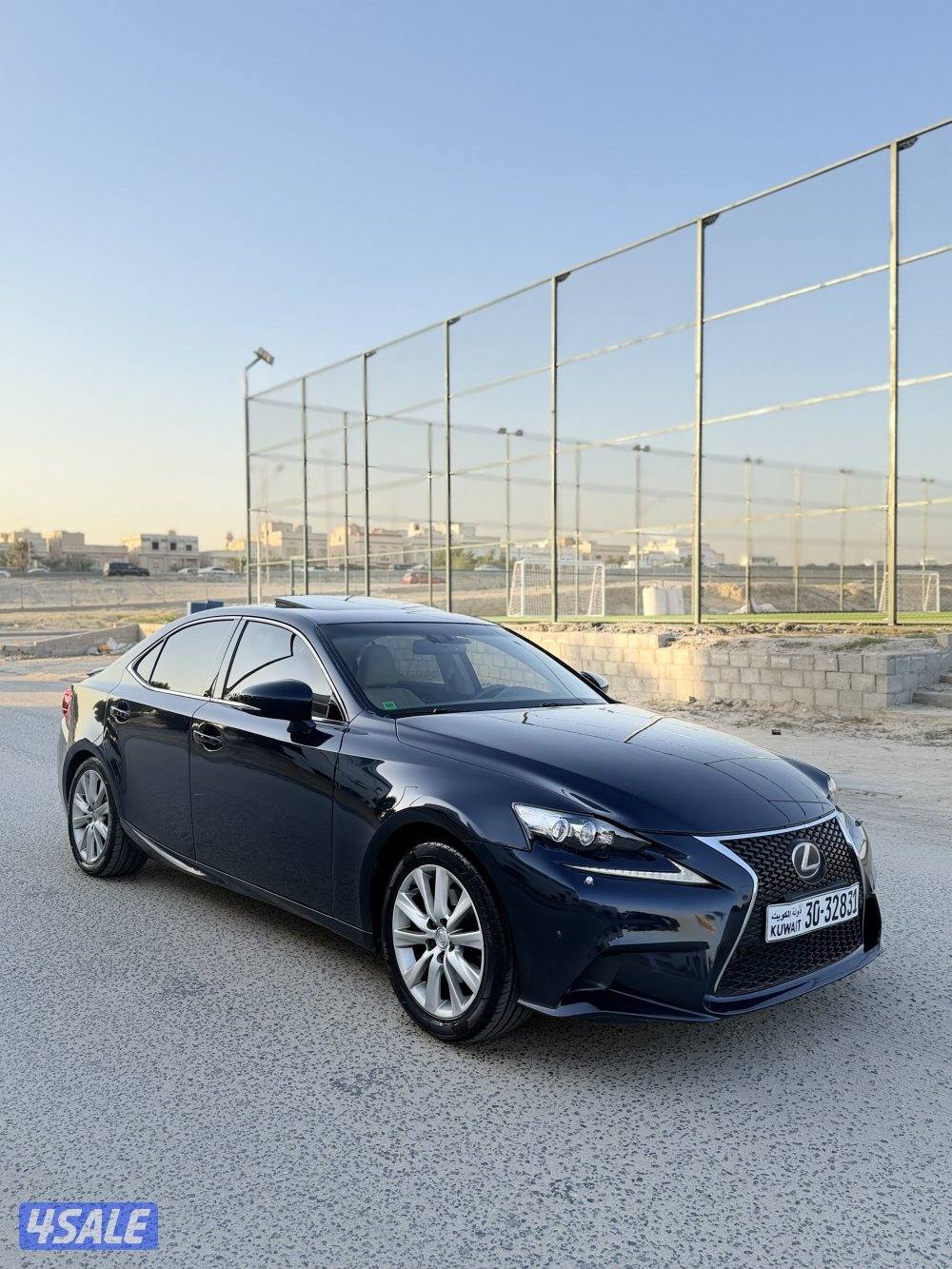 لكزس is250 سته سلندر 2014 قمه بالنظافه شرط الفحص بالكامل1