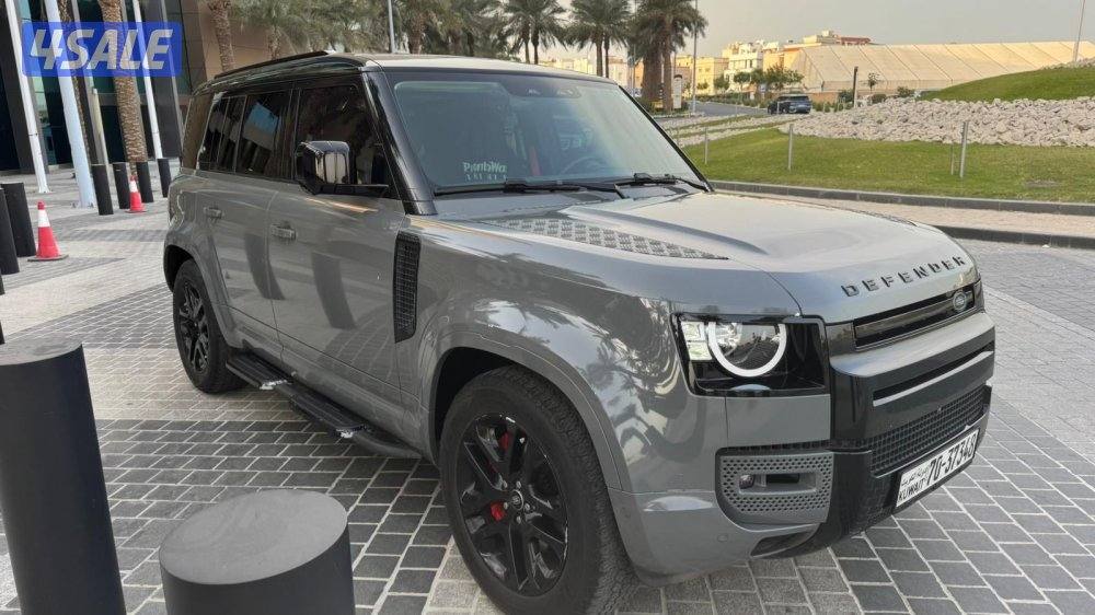 Land Rover Defender3