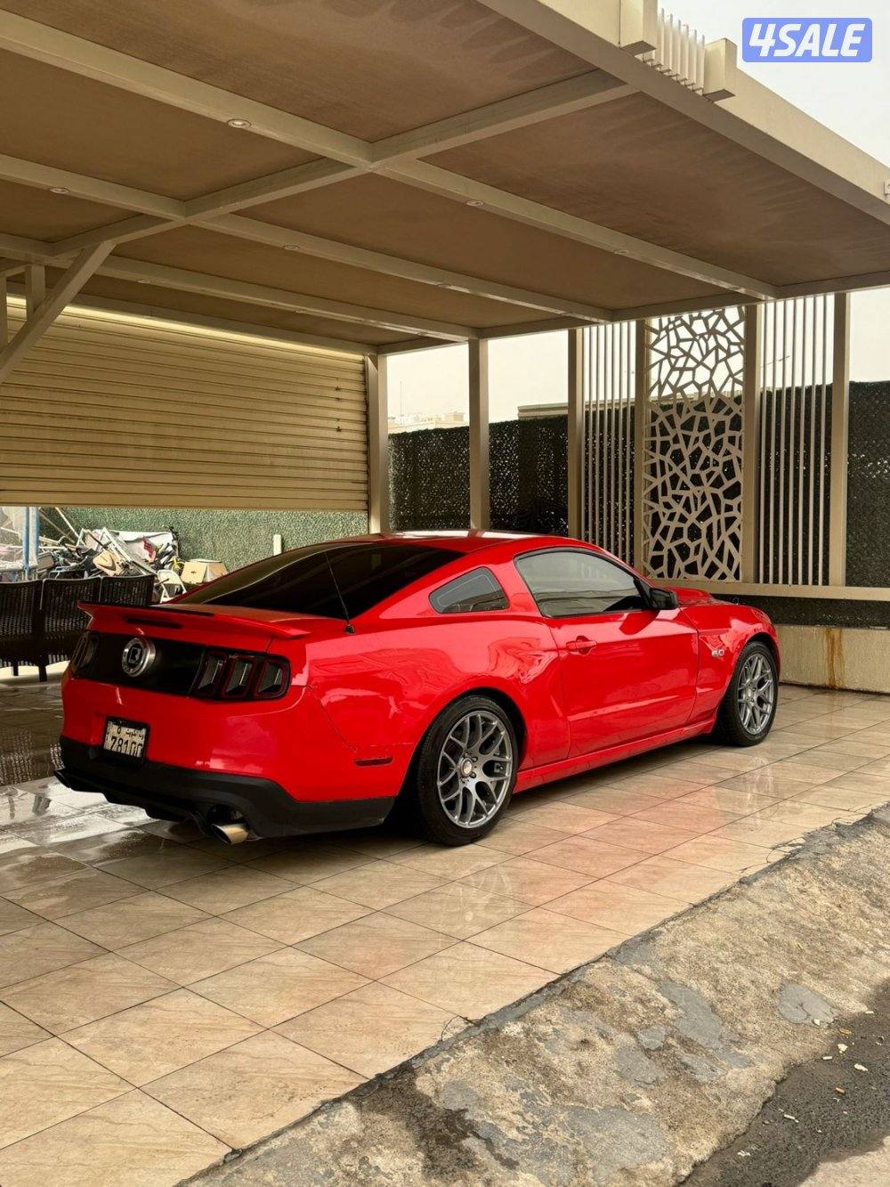 موستنج 2010 بحالة ممتازة1