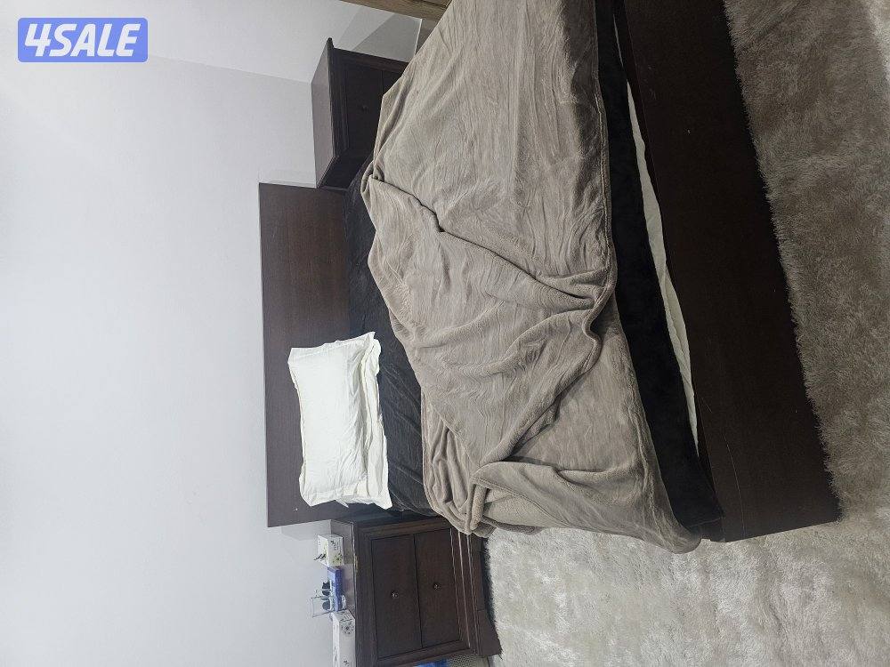 سرير ايكيا الاصلي استخدام خفيف 1600