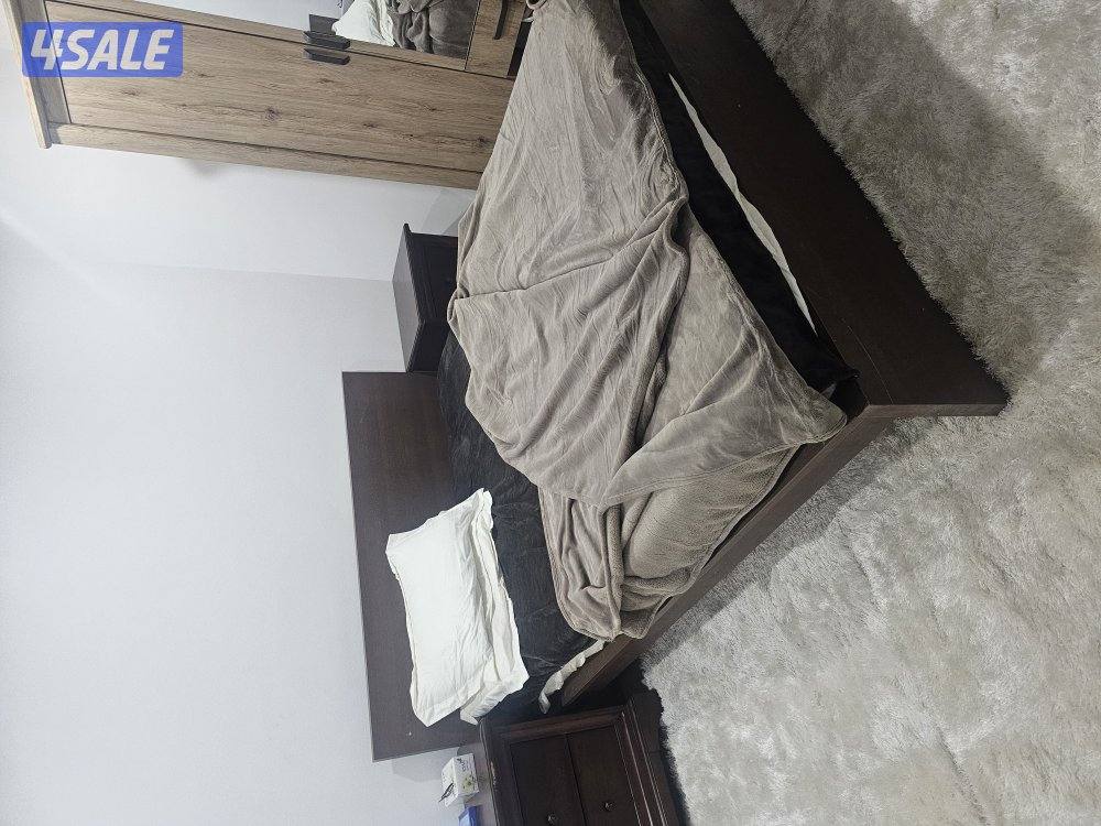 سرير ايكيا الاصلي استخدام خفيف 1601