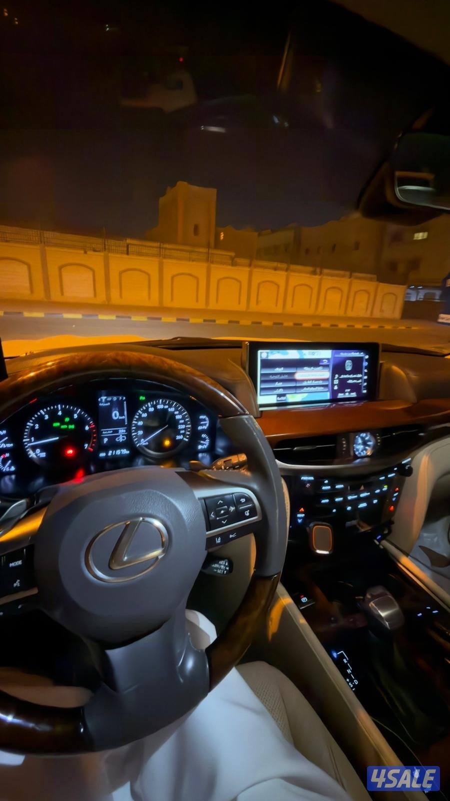 لكزس Lx570 الدرجه الأولى 20172