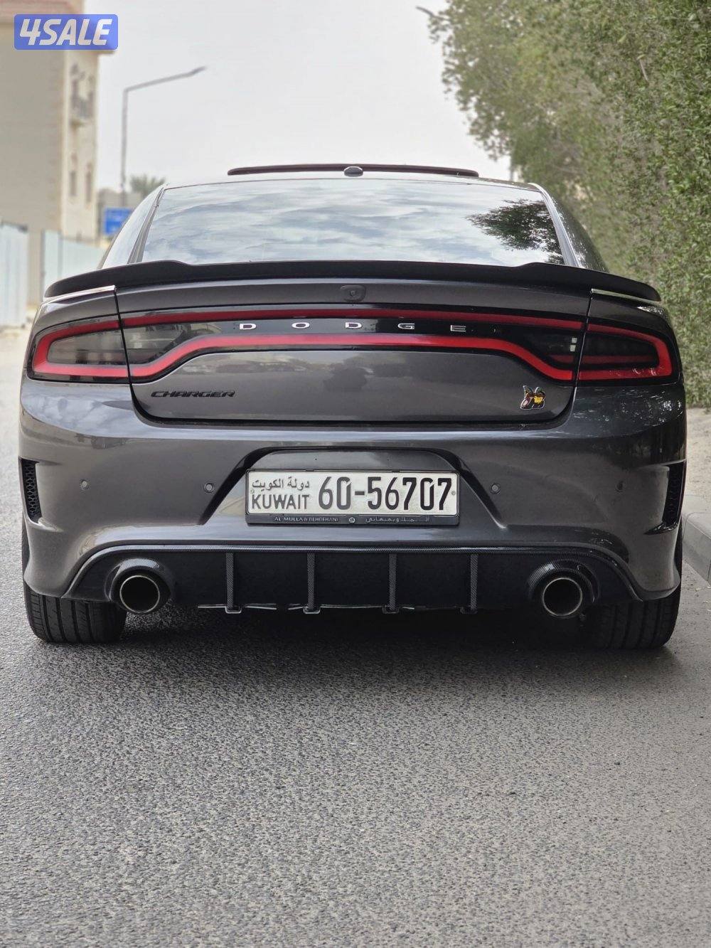 scat back 392 6.4 srt8للبيع دوج جارجر موديل 20215