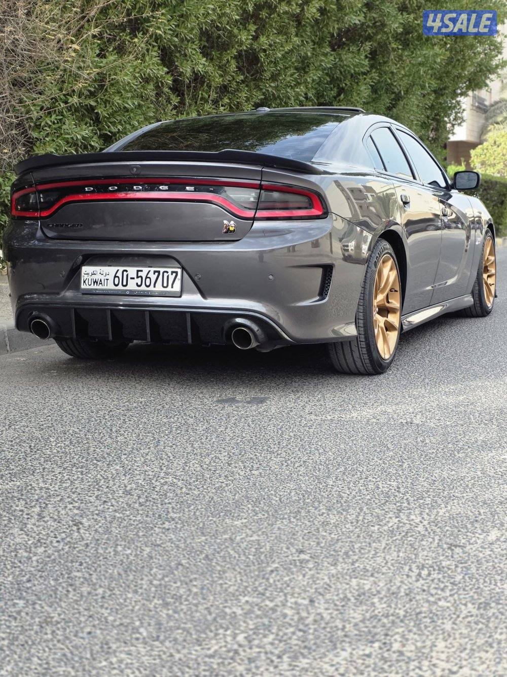 scat back 392 6.4 srt8للبيع دوج جارجر موديل 20217