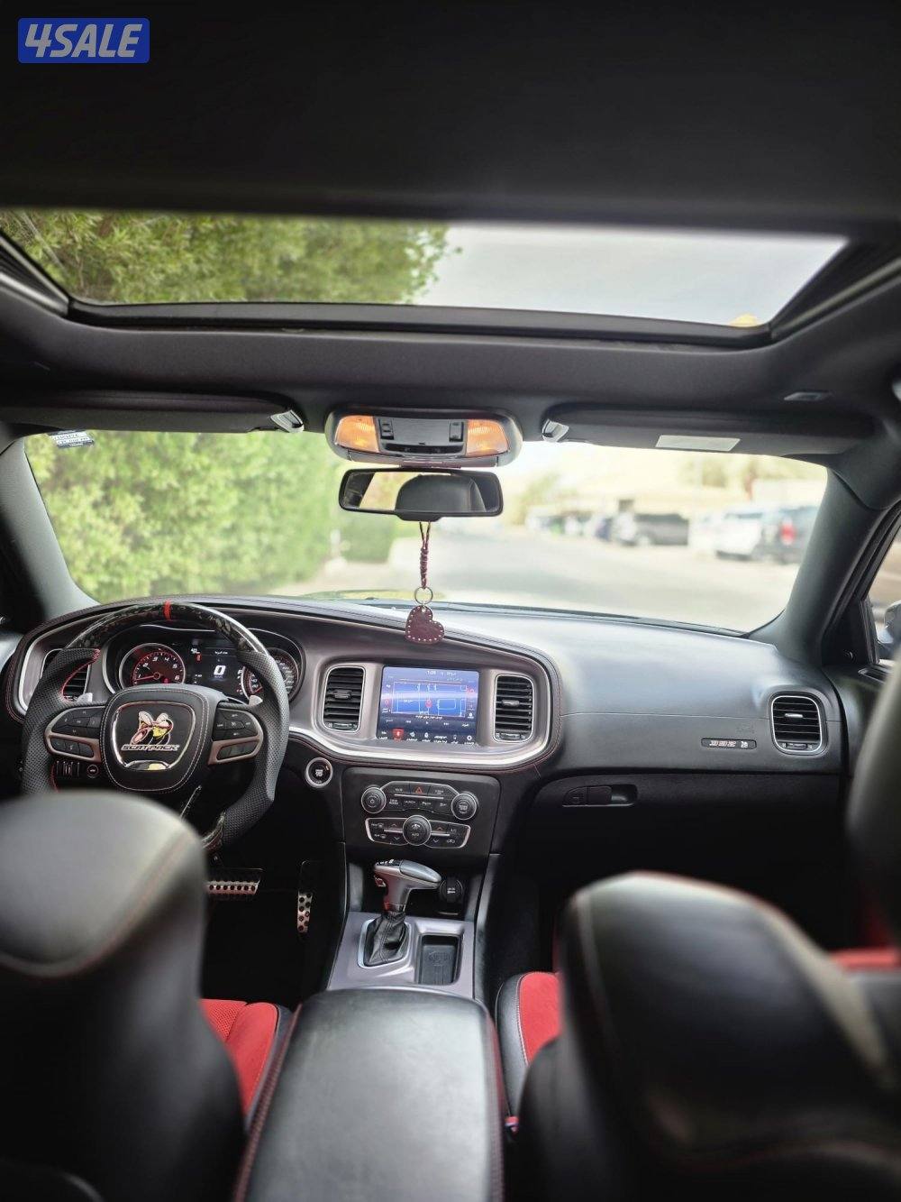 scat back 392 6.4 srt8للبيع دوج جارجر موديل 20219