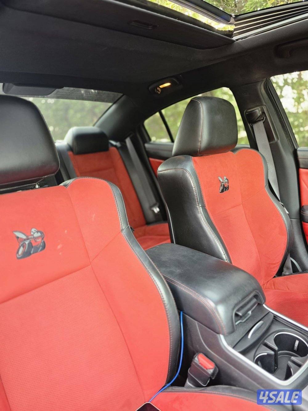 scat back 392 6.4 srt8للبيع دوج جارجر موديل 202111