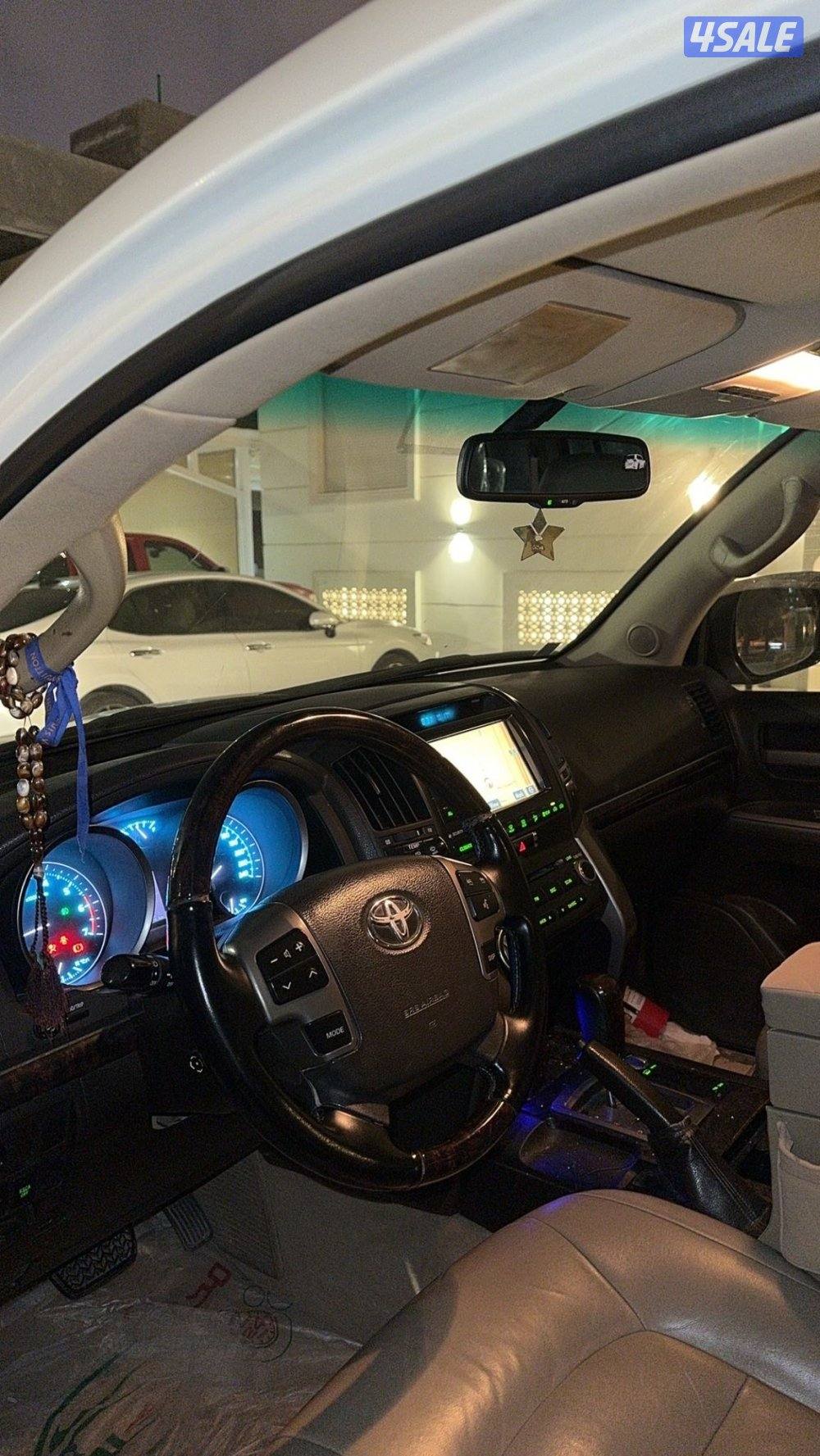 لاند كروزر VXR موديل 20083