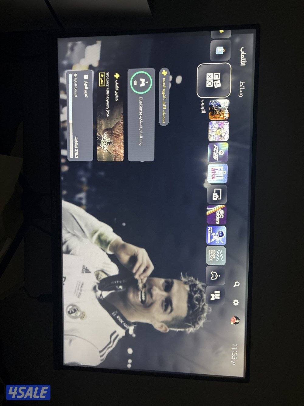 سوني 5 مستعمل شهر واحد مع شاشة تدعم120فريم 0.1سرعه استجابه0