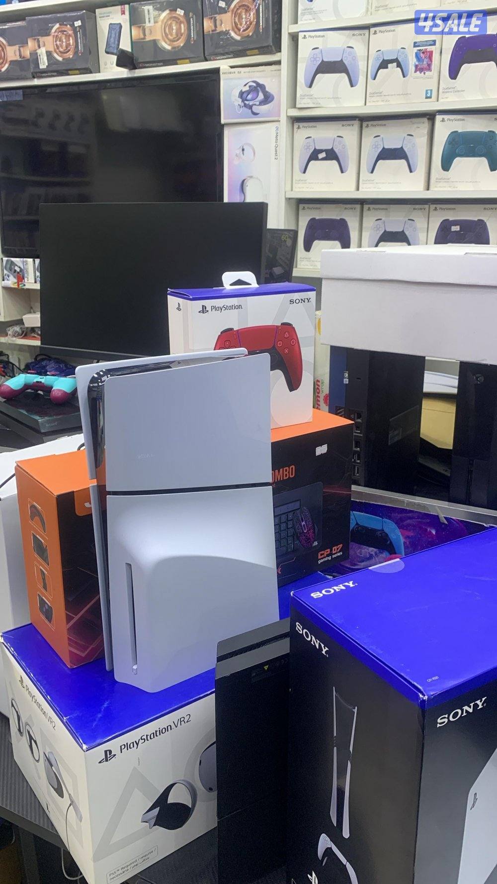 متوفر جميع مستلزمات بلاستيشن بافضل الاسعار0