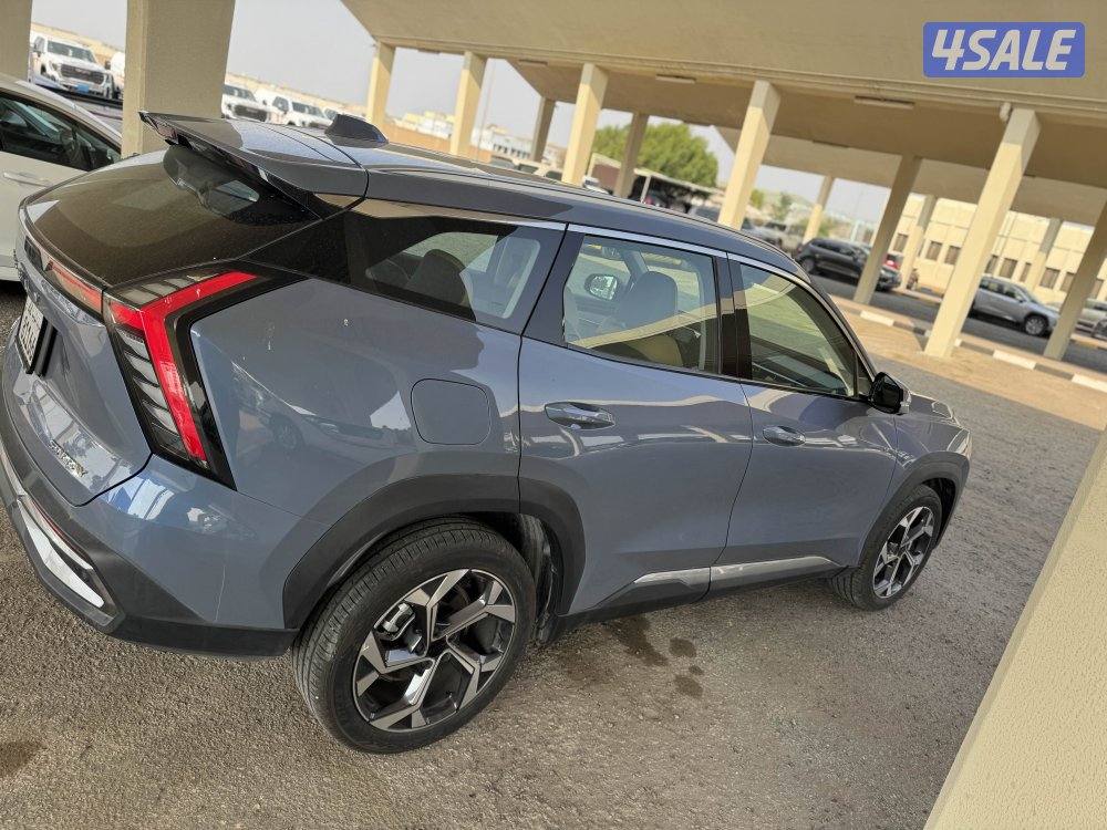 جيلي 2025 شرط فحص قير مكينه شاصي بدي قطعتين كبوت و مدقر ممشي 15 الف6