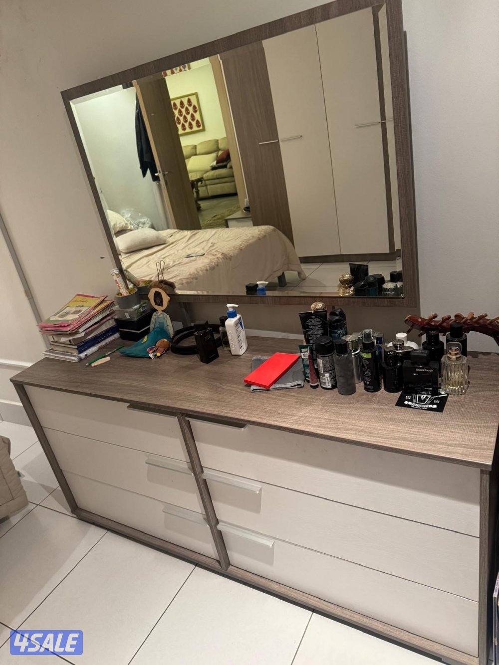 غرفة نوم وغرفة طعام وكرسي مساج2