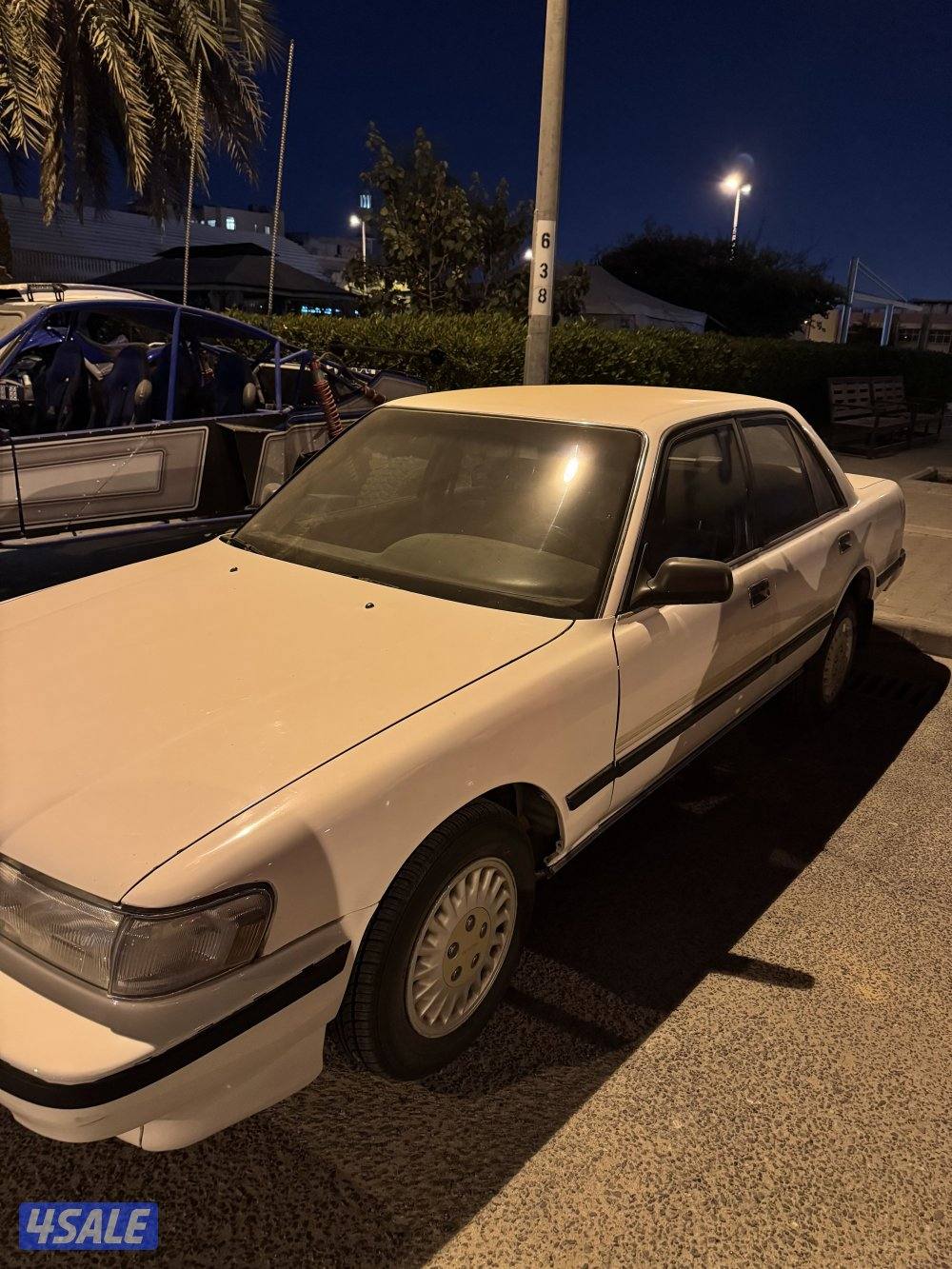 للبيع تويوتا كرسيدا موديل 1995 الممشى 1036