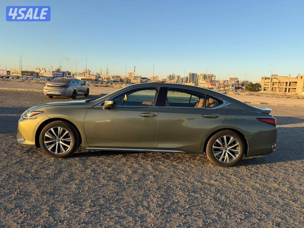 لكزس 2019 عداد 63 فقط es2504