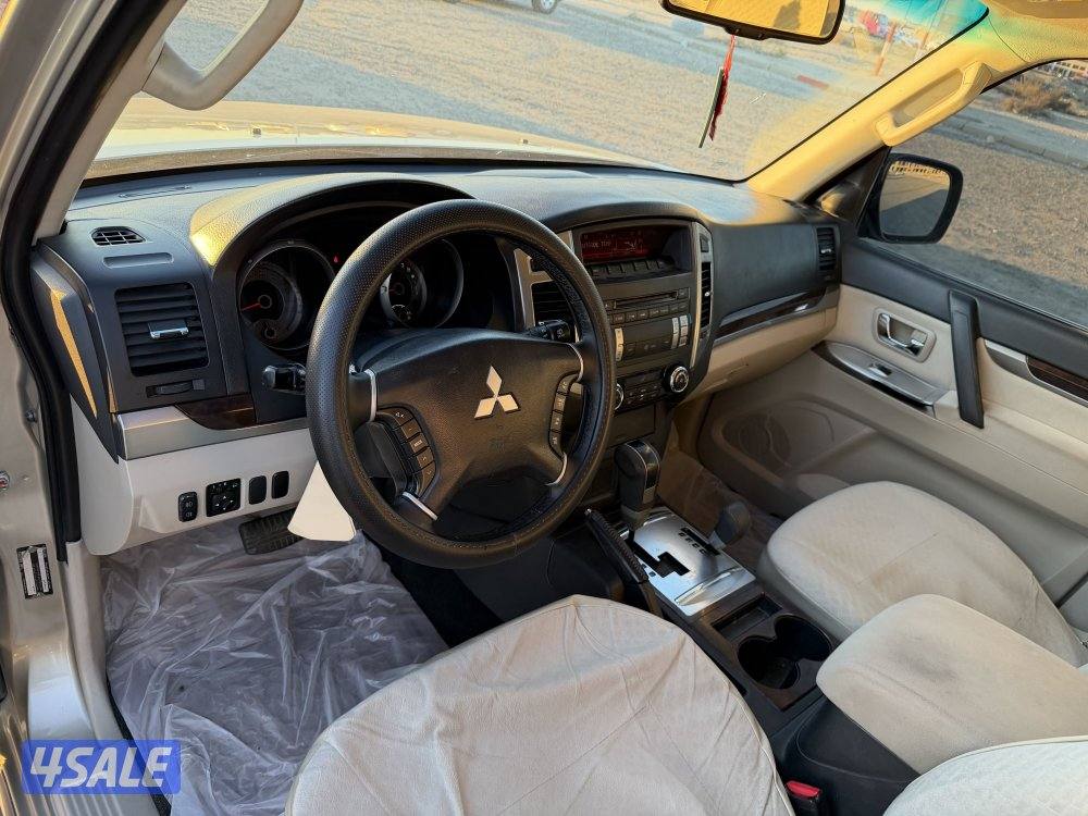 باجيرو 2016 عداد 134 فقط9