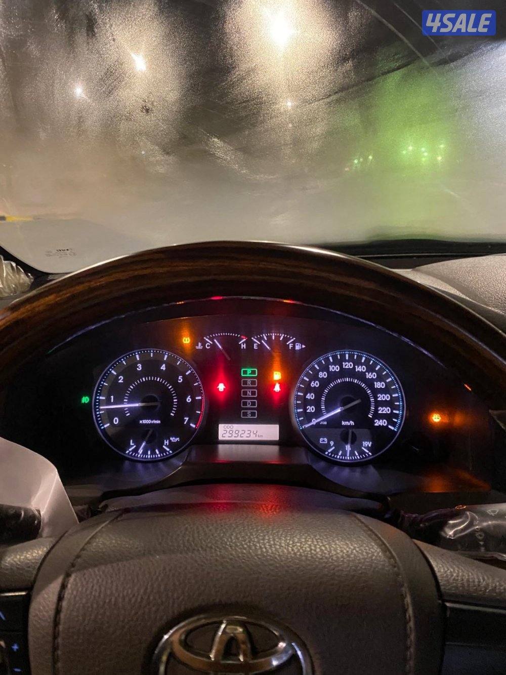 للبيع لاند كروزر مديل 2017 الدرجه الاولئ الساير المالك الاول شرط الفحص10