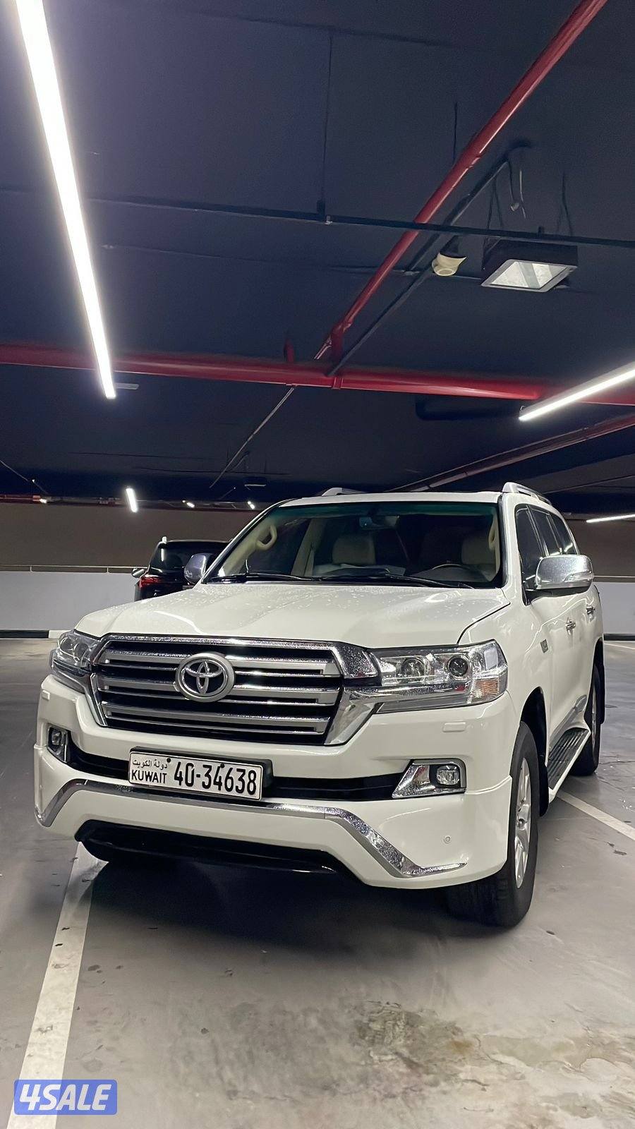 لاندكروزر عداد قليل اللي يدور نظيف0