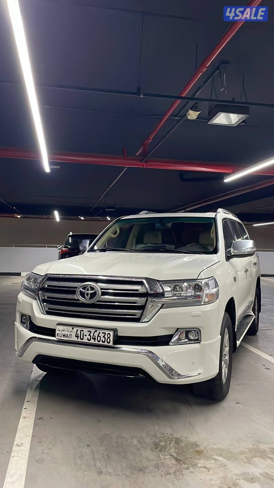 لاندكروزر عداد قليل اللي يدور نظيف14