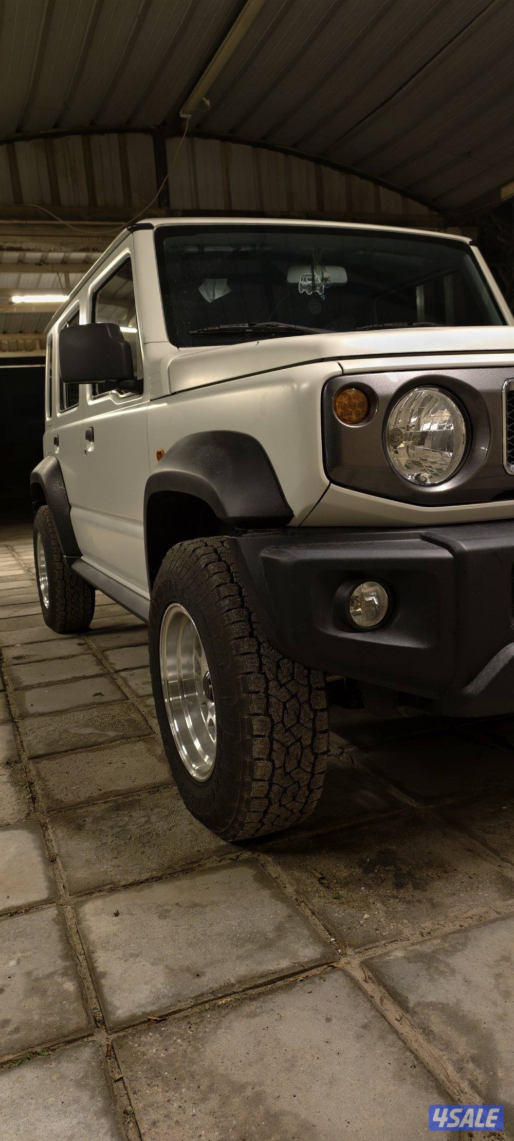 للبيع سوزوكي جمني ٢٠٢٥ قير ( عادي )2