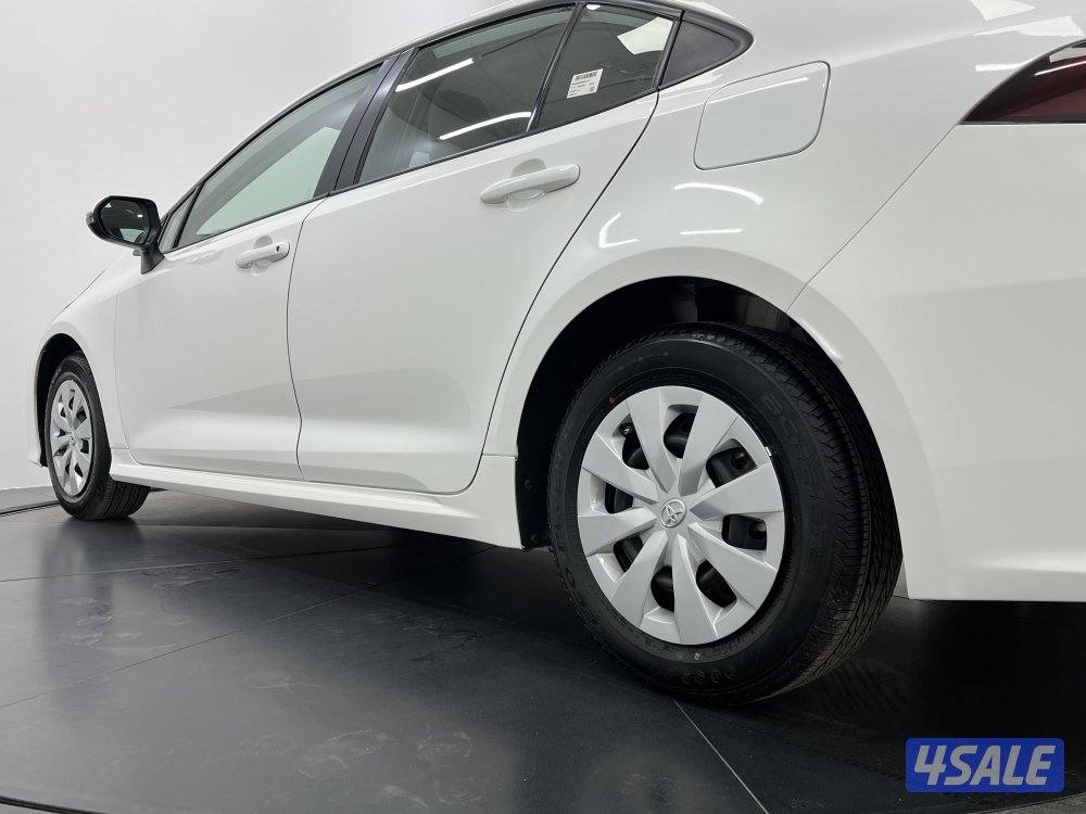 TOYOTA COROLLA 1.6L XLI STD OPTION9