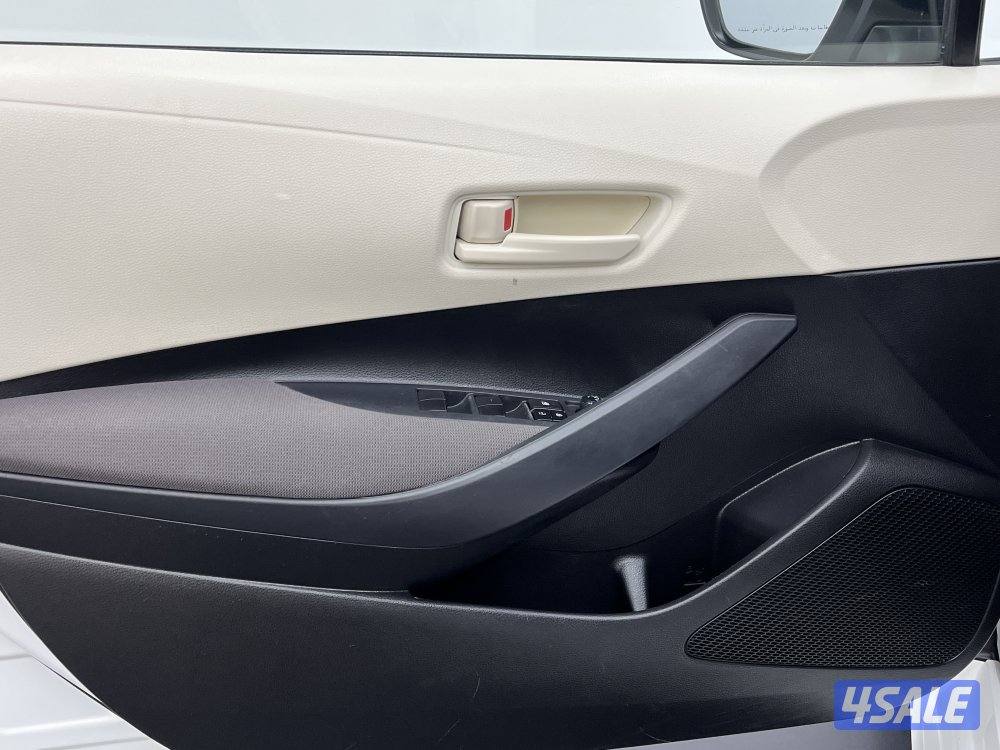 TOYOTA COROLLA 1.6L XLI STD OPTION10