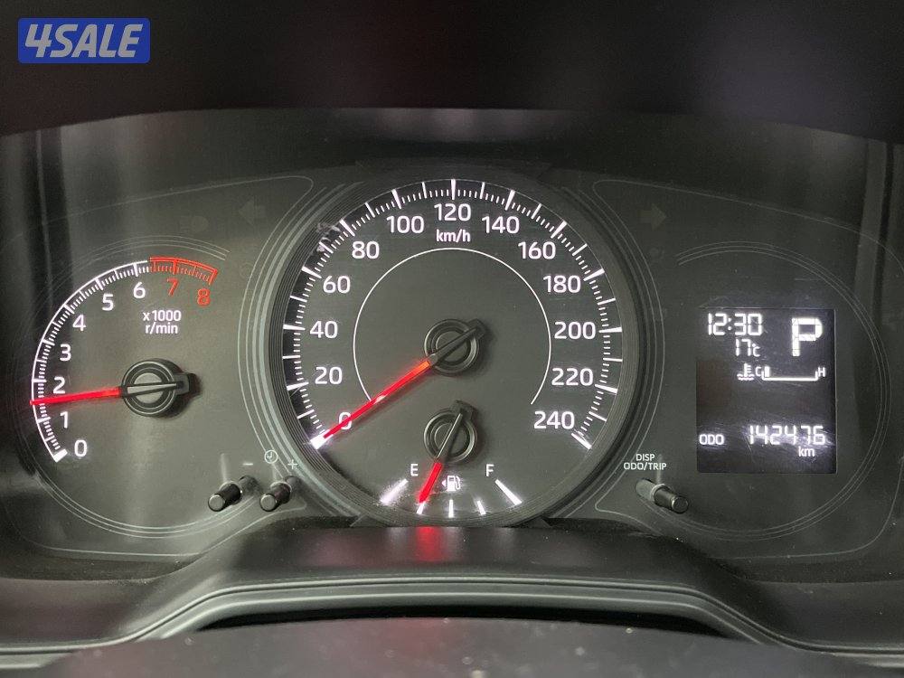 TOYOTA COROLLA 1.6L XLI STD OPTION6