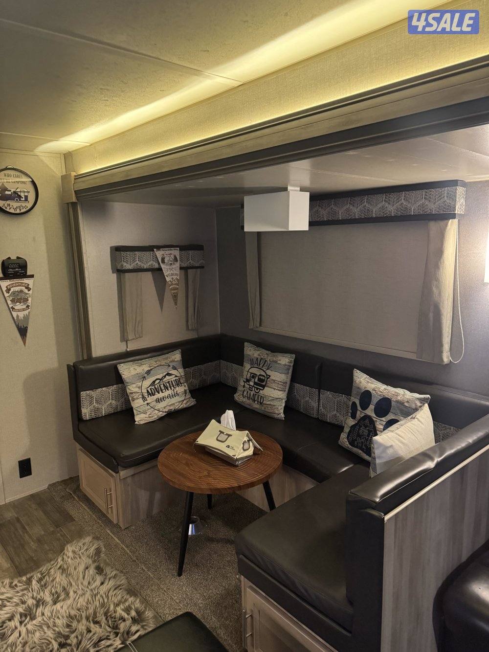 البيع كرفان امريكي كاتولينا كوشمن 32 قدم موديل 20214