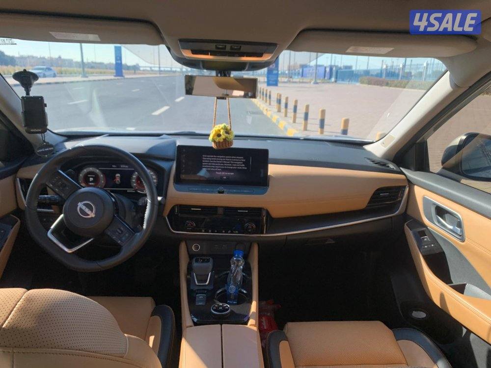 للبيع نيسان اكس تريل 20242