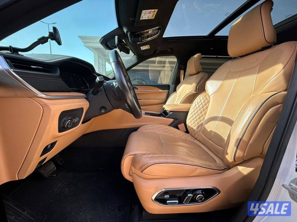 جراند شيروكي summit L سلندر 610